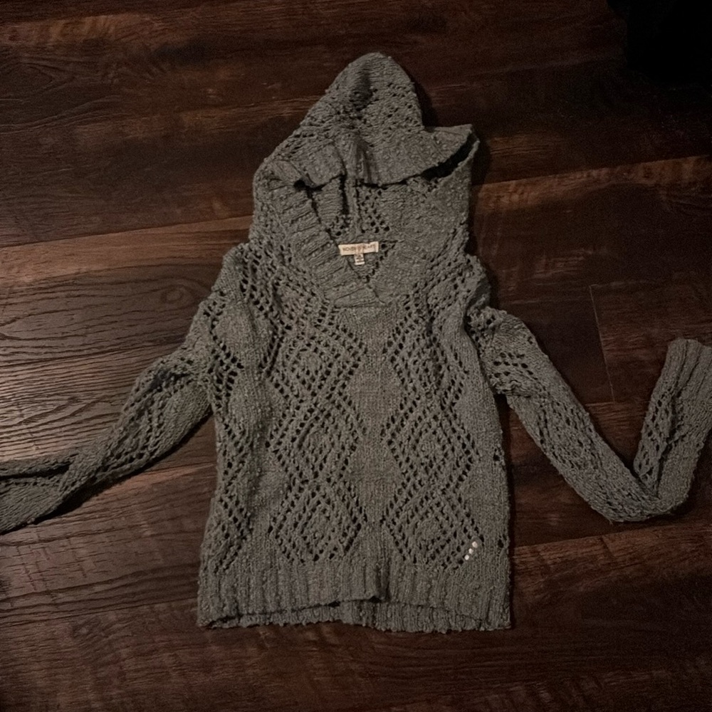 Women’s sweater with holes